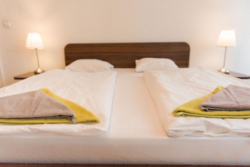 Lion Apartments In Historical Center, Bratislava Old Town 외부 사진